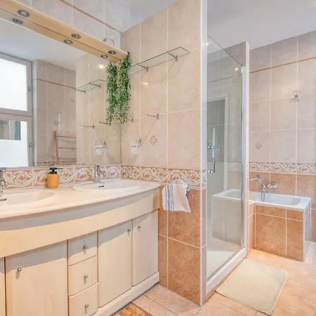 Apartamento L'élite Calme Et Spacieux