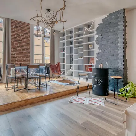 L'elite Calme Et Spacieux アパート *